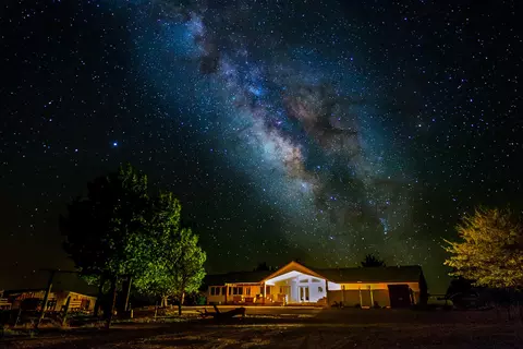 2416 N Waunita Ave, Kanab, UT 84741