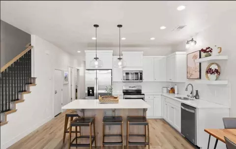 Kitchen - 524 E Bailey Ln, Washington, UT 84780 photo 1 of 2