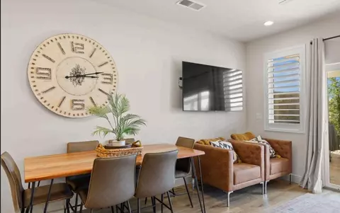 Dining - 524 E Bailey Ln, Washington, UT 84780 photo 1 of 1