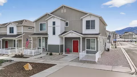 84 E Fairmont Pl, Saratoga Springs, UT 84045