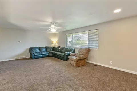170 N 825 E St, American Fork, UT 84003 photo 11