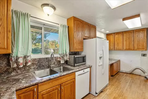 170 N 825 E St, American Fork, UT 84003 photo 8