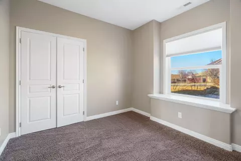 Bedroom - 486 E Hillview Dr, Cedar City, UT 84721 photo 1 of 5