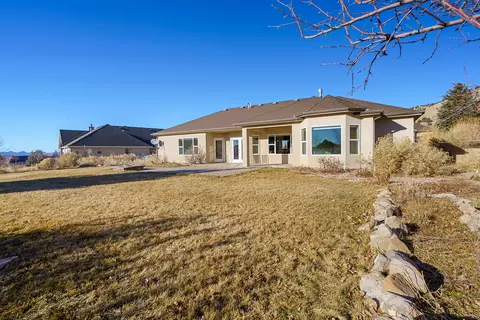 Exterior - 486 E Hillview Dr, Cedar City, UT 84721 photo 9 of 22