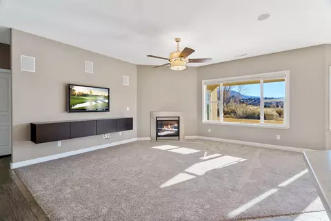 Living - 486 E Hillview Dr, Cedar City, UT 84721 photo 2 of 6