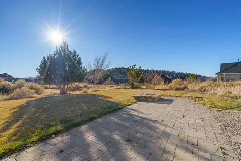 Exterior - 486 E Hillview Dr, Cedar City, UT 84721 photo 10 of 22