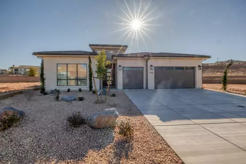 110 E Milan Ln, Saint George, UT 84790