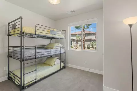 2264 E Cascada Way, Washington, UT 84780 photo 31