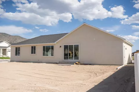 2403 E Sunflower Drive Dr # 449, Eagle Mountain, UT 84005 photo 3
