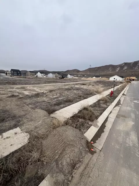 2343 E Sunflower Dr # 444, Eagle Mountain, UT 84005 photo 3
