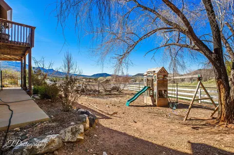 Exterior - 342 E Foothill Cir, Central, UT 84722 photo 4 of 9