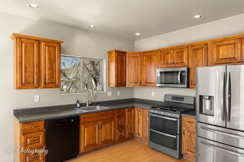 Kitchen - 342 E Foothill Cir, Central, UT 84722 photo 1 of 2