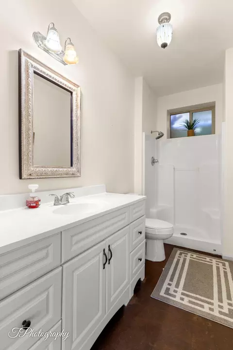 Bath - 342 E Foothill Cir, Central, UT 84722 photo 3 of 3