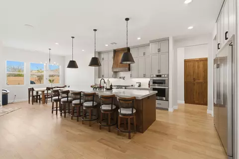 Kitchen - 981 E 4155 S, Washington, UT 84780 photo 1 of 4