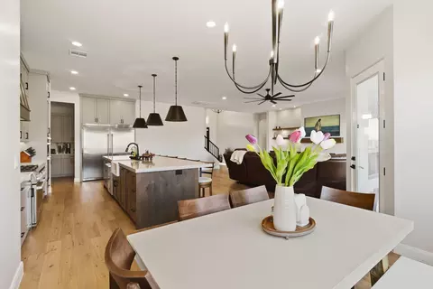 Dining - 981 E 4155 S, Washington, UT 84780 photo 2 of 2