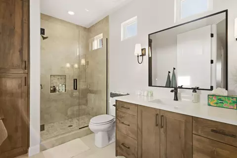 Bath - 981 E 4155 S, Washington, UT 84780 photo 10 of 10