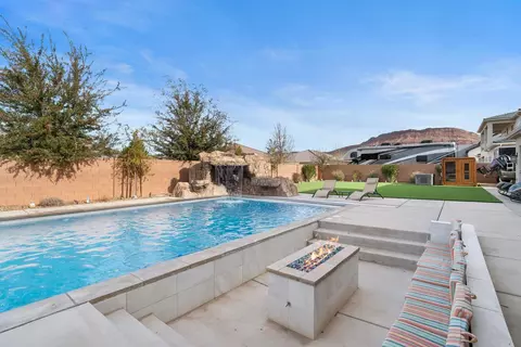 Exterior - 981 E 4155 S, Washington, UT 84780 photo 6 of 14