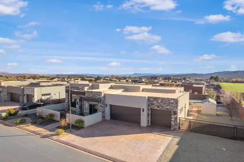 513 W 80 S, Ivins, UT 84738