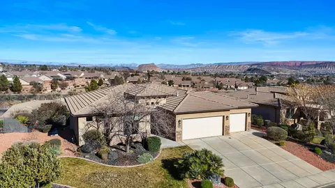 94 N Acantilado Dr, Saint George, UT 84790