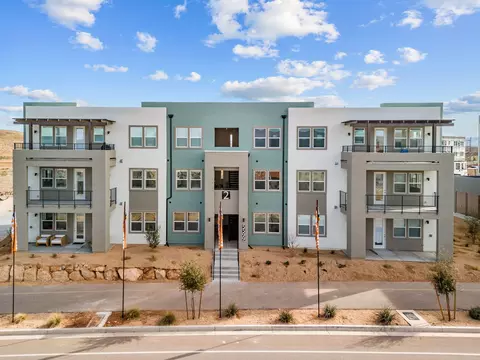 5599 S Carnelian Pkwy # 205, Saint George, UT 84790