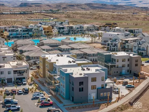 747 W Periwinkle Ln # 301, Saint George, UT 84790