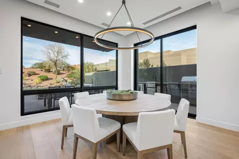 Dining - 1500 E Split Rock # 101, Ivins, UT 84738 photo 2 of 3