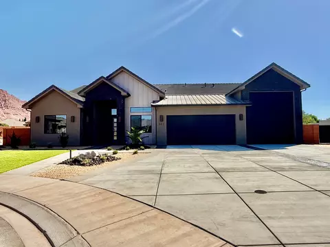557 S Harmony Cir, Ivins, UT 84738