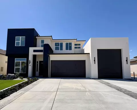 718 S Taylor Creek Dr, Washington, UT 84780