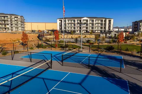 228 N Lone Rock # 302, Hurricane, UT 84737