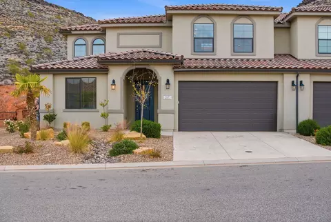 2471 Escondido Dr, Washington, UT 84780
