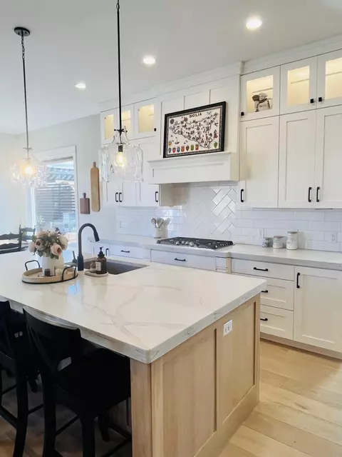 Kitchen - 4145 S 435 E, Washington, UT 84780 photo 2 of 3