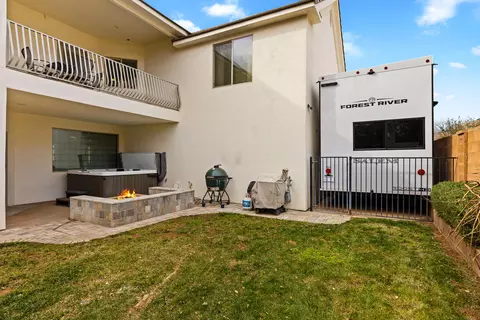 Exterior - 337 E 1100 S, Ivins, UT 84738 photo 3 of 4