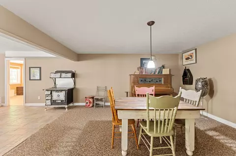 Dining - 1601 S 2500 E, New Harmony, UT 84757 photo 3 of 3