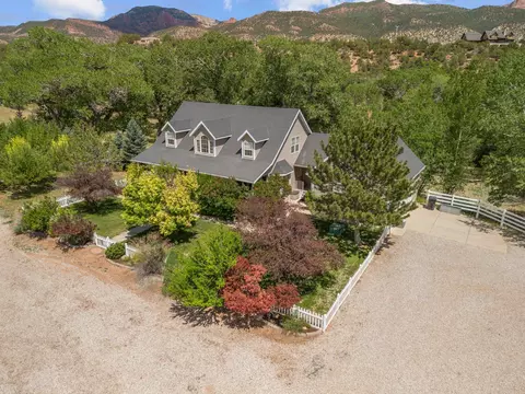 1601 S 2500 E, New Harmony, UT 84757