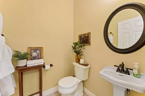 Bath - 1601 S 2500 E, New Harmony, UT 84757 photo 3 of 7