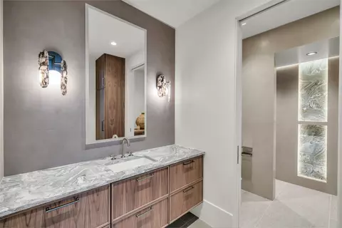 Bath - 63 E Colima Rd, Washington, UT 84780 photo 10 of 12