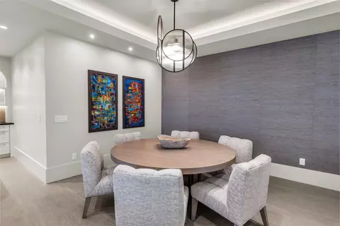 Dining - 63 E Colima Rd, Washington, UT 84780 photo 4 of 4