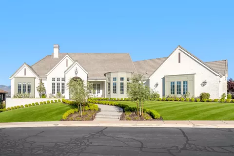 2215 N Lone Rock Dr, Saint George, UT 84770