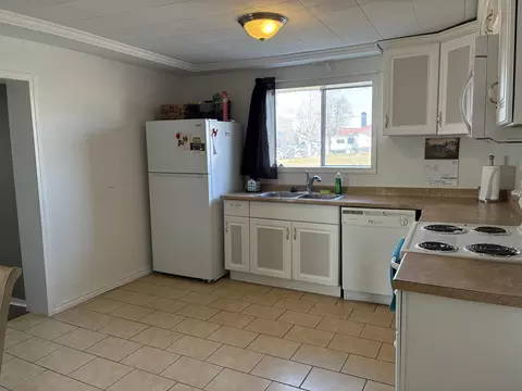 Kitchen - 290 N 100 St E, Beaver, UT 84713 photo 1 of 2