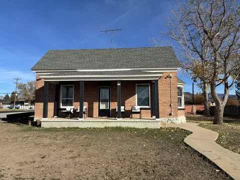 290 N 100 St E, Beaver, UT 84713