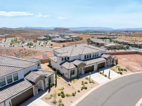 View/Area - 2292 E Arena Roja Dr, Washington, UT 84780 photo 2 of 13