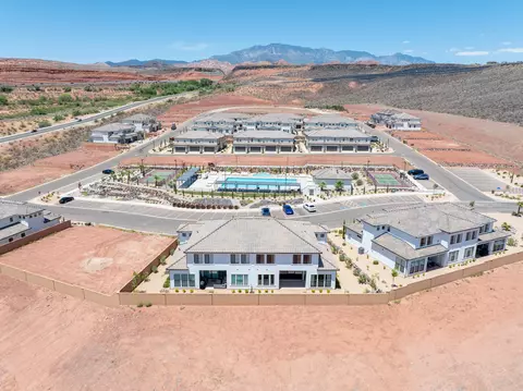 View/Area - 2292 E Arena Roja Dr, Washington, UT 84780 photo 8 of 13