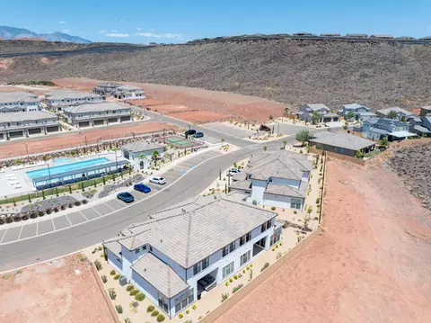 View/Area - 2292 E Arena Roja Dr, Washington, UT 84780 photo 10 of 13