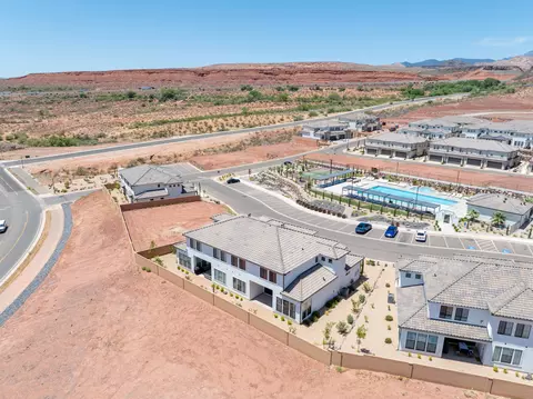 View/Area - 2292 E Arena Roja Dr, Washington, UT 84780 photo 6 of 13