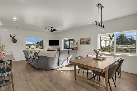 Dining - 400 E 100 N, Enterprise, UT 84725 photo 1 of 1