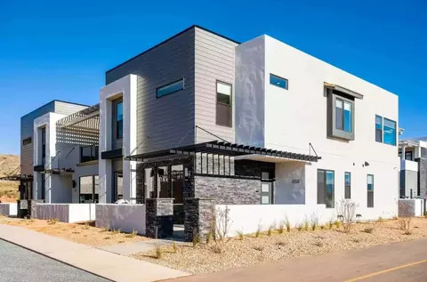 658 W Beach Front Pl, Saint George, UT 84790