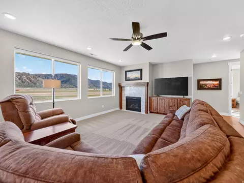 Living - 401 S 3430 E, New Harmony, UT 84757 photo 2 of 3