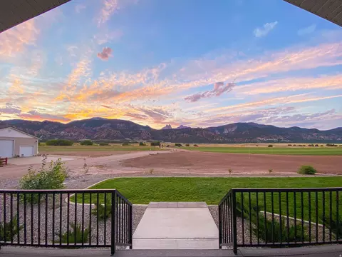 Exterior - 401 S 3430 E, New Harmony, UT 84757 photo 3 of 5