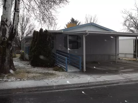 272 E Hidden View Dr # 97, Sandy, UT 84070 photo 2
