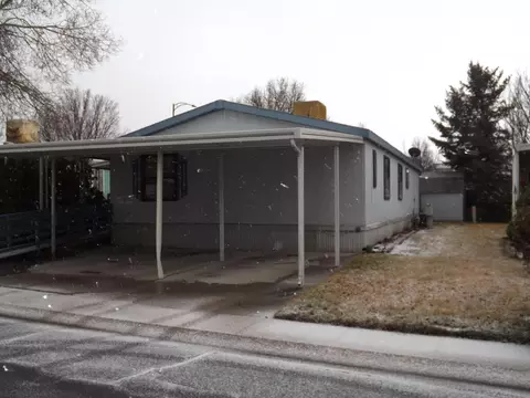 272 E Hidden View Dr # 97, Sandy, UT 84070 photo 3